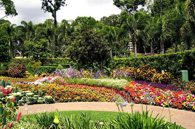commercial landscape designers Fulshear Katy Houston TX