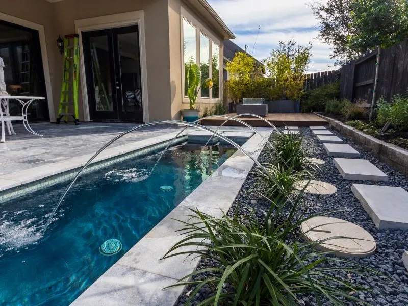 pool water features scuppers spouts sprayers bubblers Houston Fulshear Katy Richmond & Cypress TX