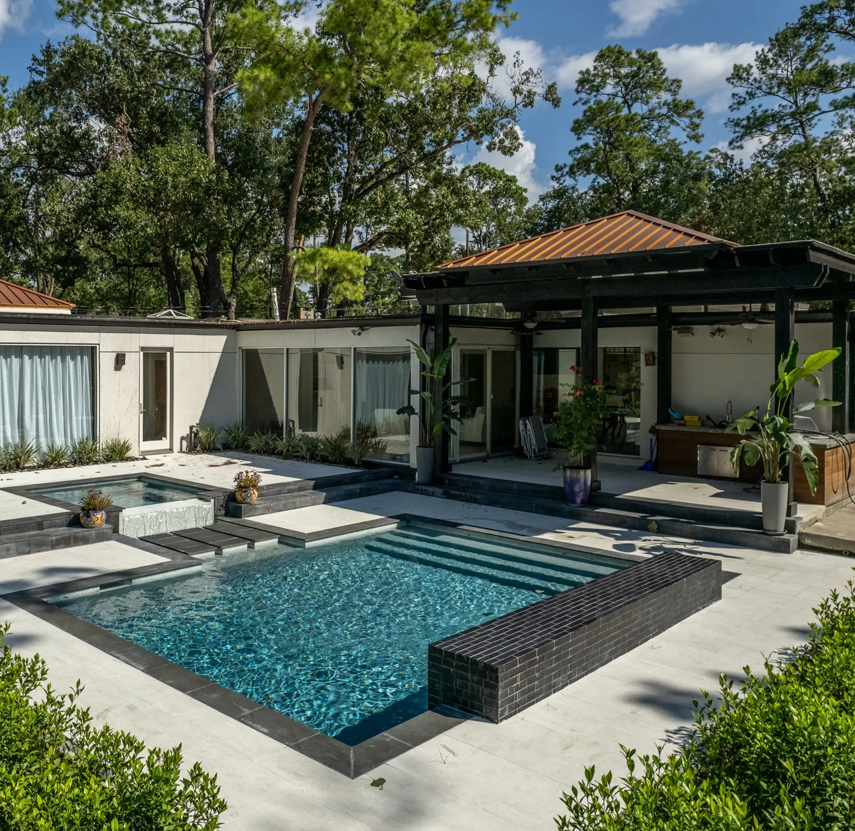 outdoor living contractors pool designers