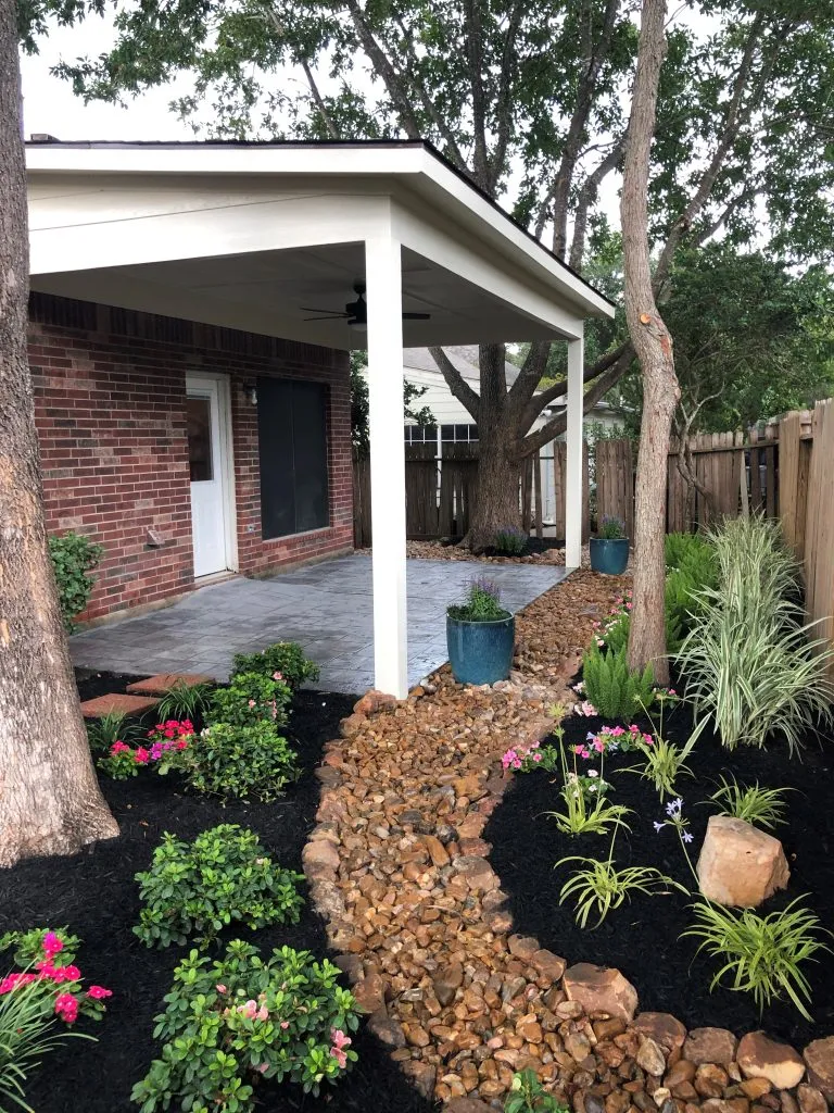 Backyard landscaping Houston Heights District