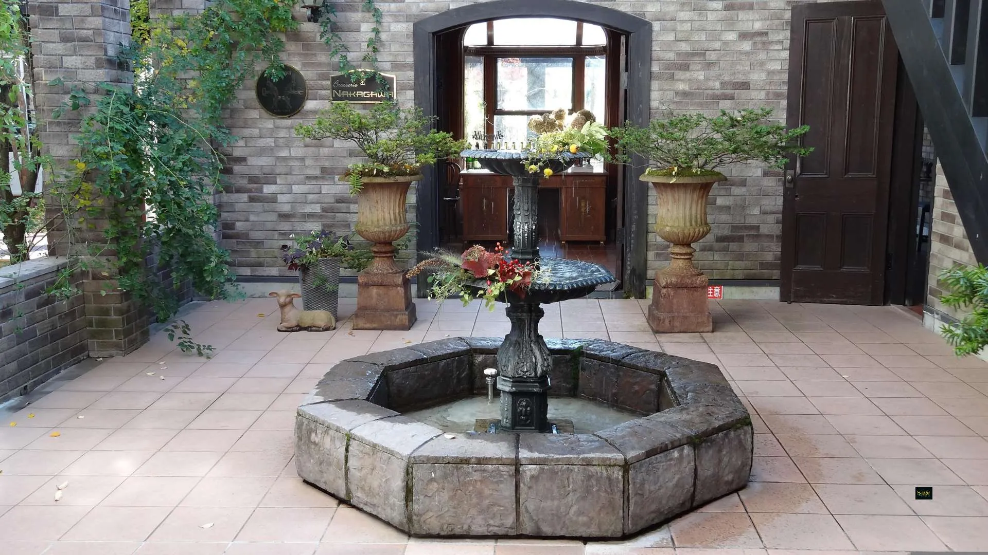 tiered fountain installation contractors Houston Fulshear Katy Richmond & Cypress TX